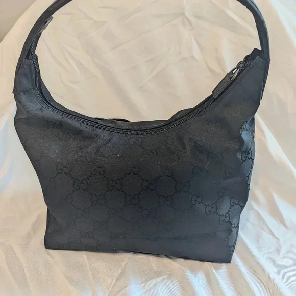 Authentic Gucci Shoulder Handbag Purse GG Double Pocket Black Bag - Picture 2 of 9